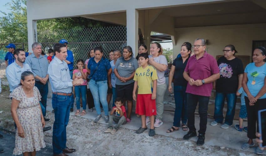 Nuevas pavimentaciones benefician a INFONAVIT, El Realito y Arcoíris