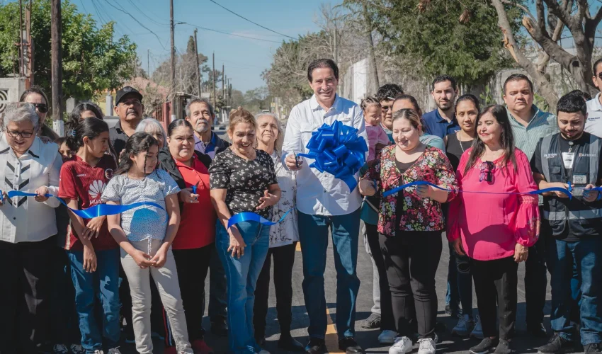 Obras de pavimentación en Sección 22 y Eduardo Chávez