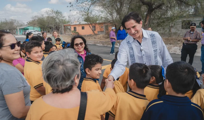 Inauguran pavimentación en Calle Tercera en Independencia Norte